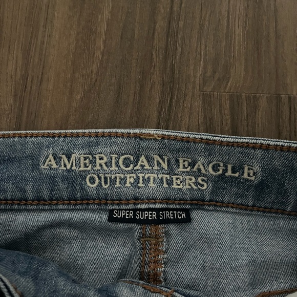 American Eagle jean shorts size 4 - Picture 3 of 3